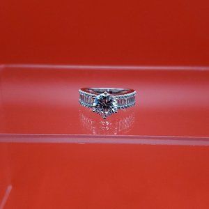 Size 6 925 Sterling Silver Amazing Bright Cubic Zirconia Ring